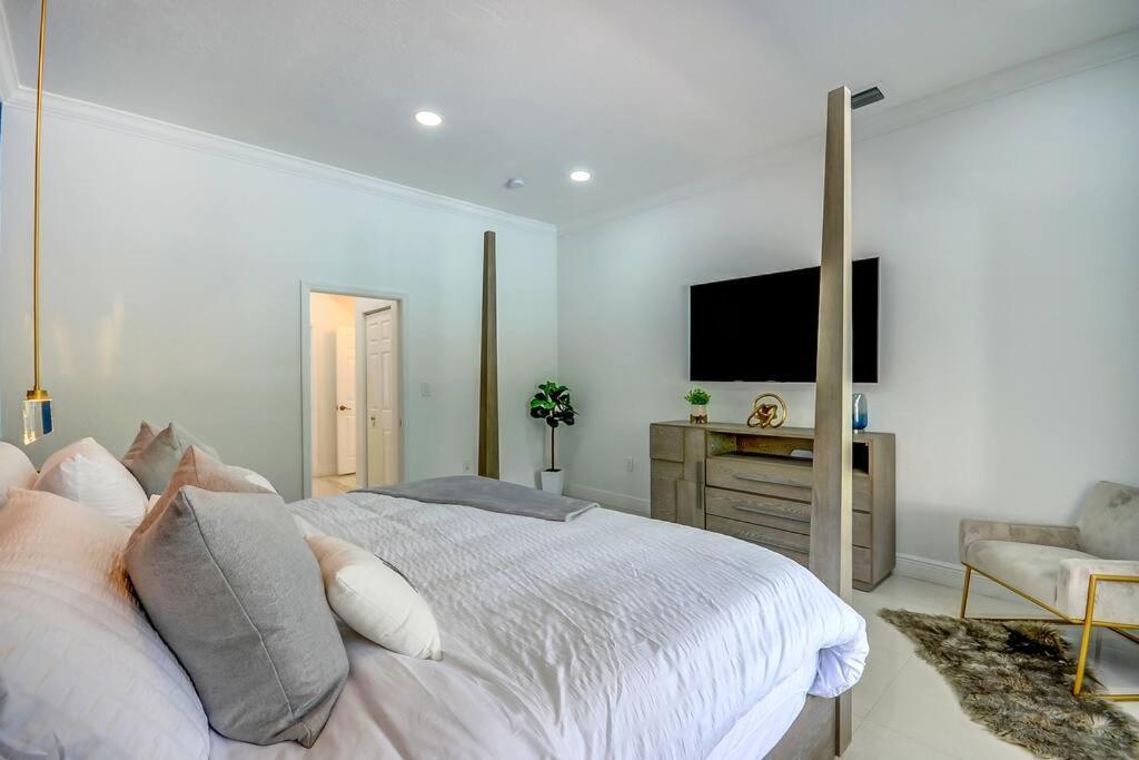 Miami 5Br Villa W Heated Pool, Games & Bbq L01 Cutler Bay Zewnętrze zdjęcie